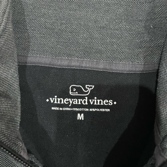 M Vineyard Vines 1/4 Zip - Picture 2 of 2